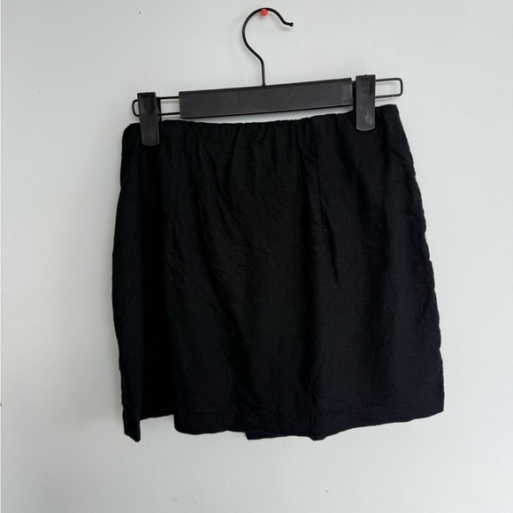 Abercrombie Linen Blend Wrap Mini Skirt, Black, XS, Like new - Picture 5 of 5